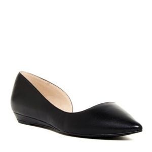Nine West black flats Sz 7